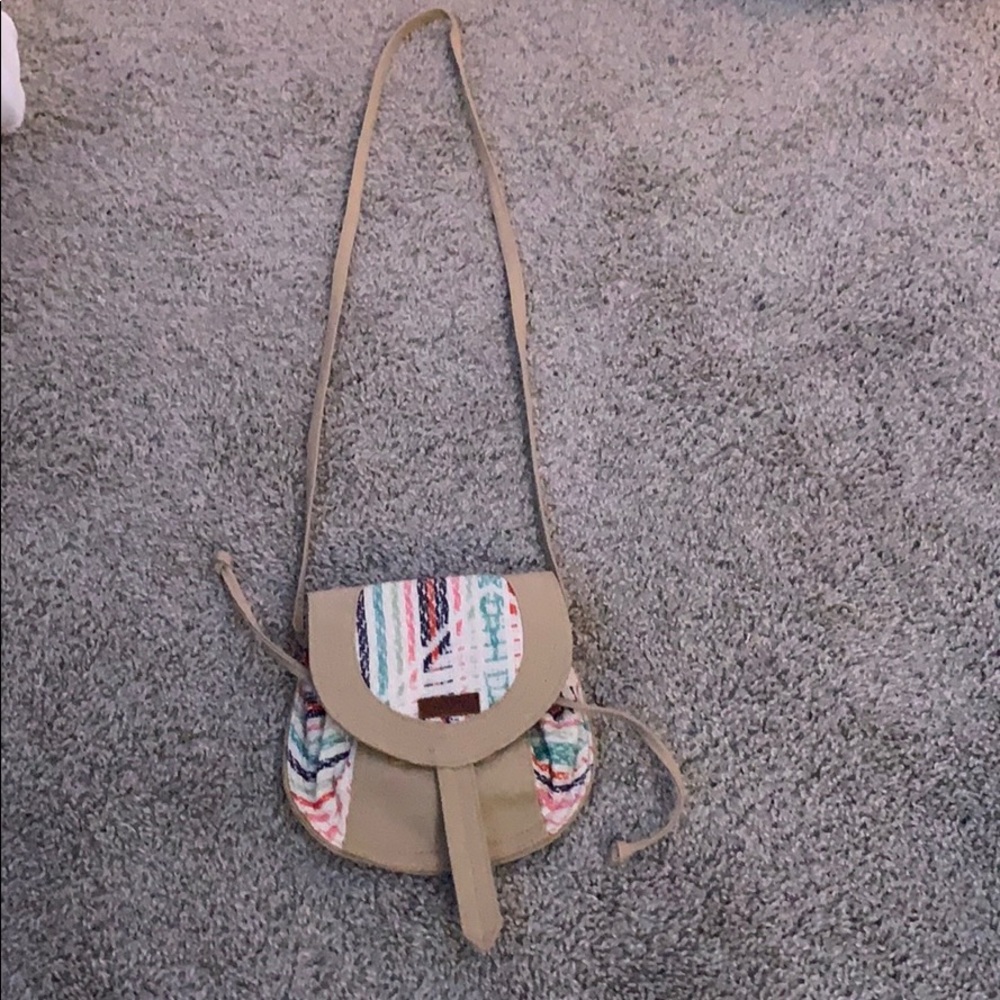 a small roxy purse beautiful colors